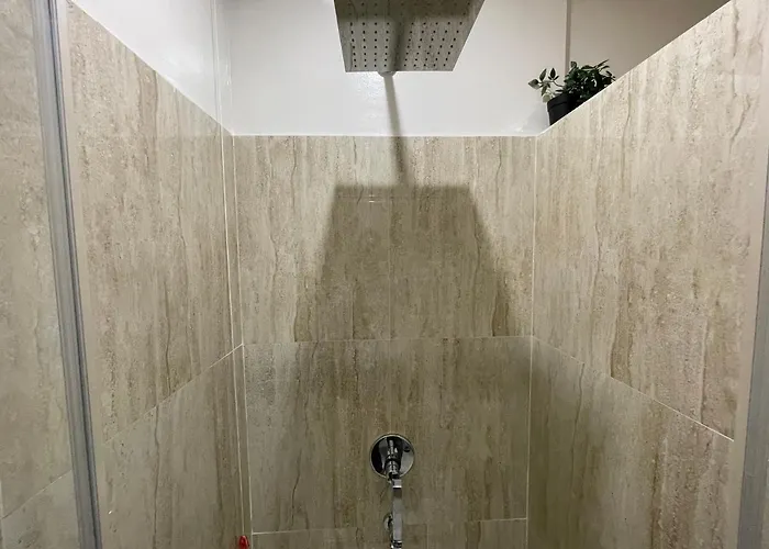 Quintus Luxury Konukevi Roma
